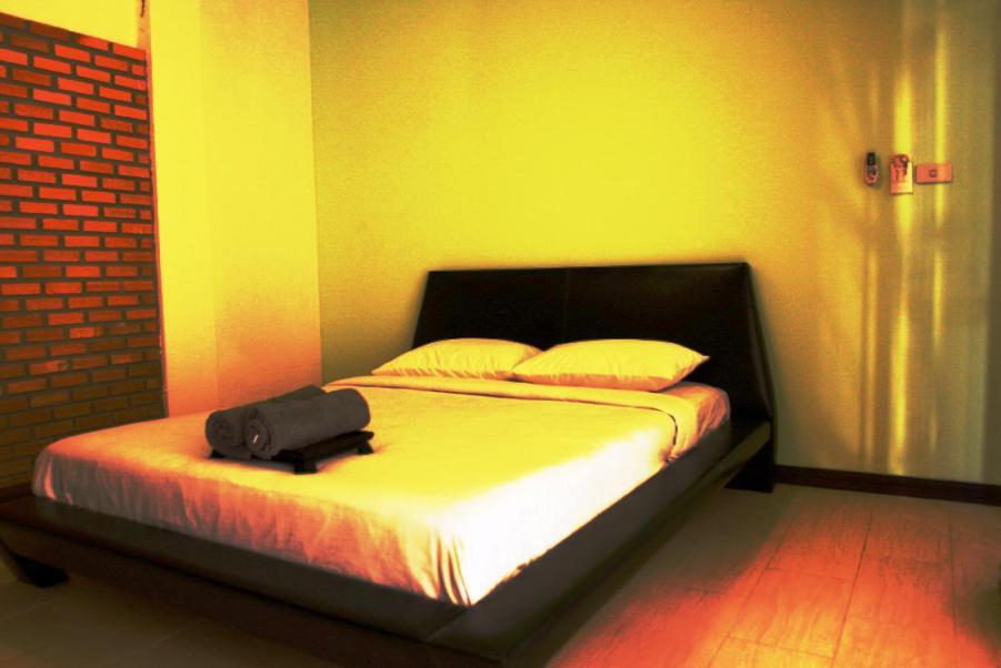 Smile House Guesthouse Τσιάνγκ Μάι Δωμάτιο φωτογραφία