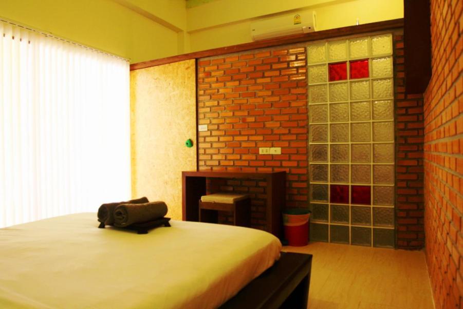 Smile House Guesthouse Τσιάνγκ Μάι Δωμάτιο φωτογραφία