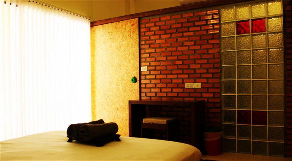 Smile House Guesthouse Τσιάνγκ Μάι Εξωτερικό φωτογραφία