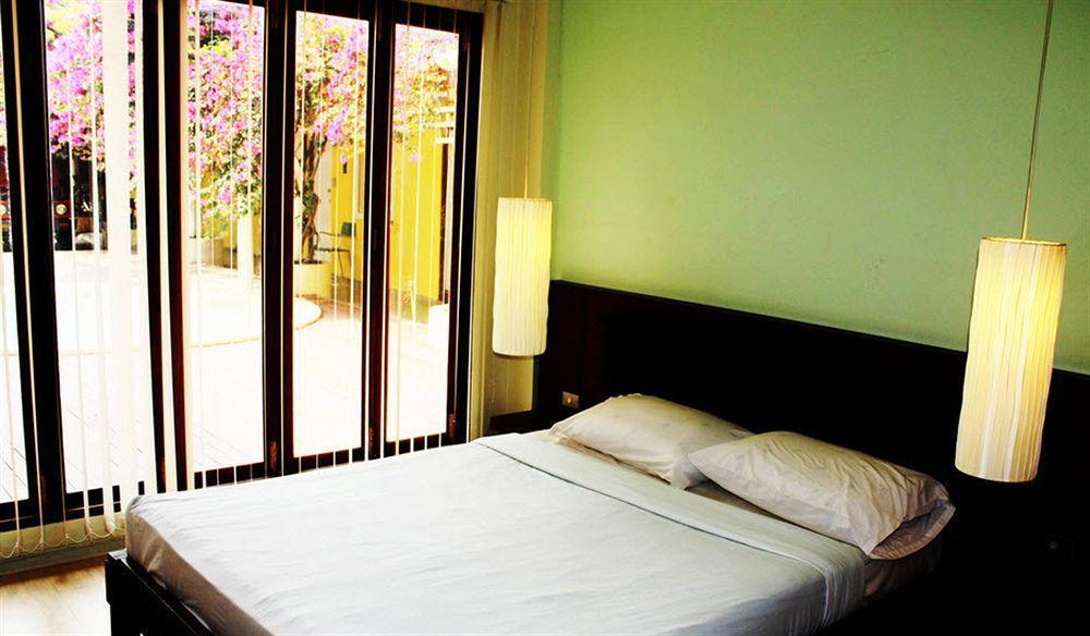 Smile House Guesthouse Τσιάνγκ Μάι Εξωτερικό φωτογραφία