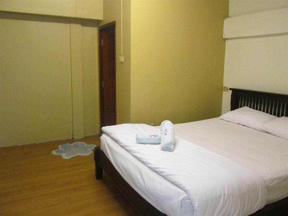 Smile House Guesthouse Τσιάνγκ Μάι Εξωτερικό φωτογραφία