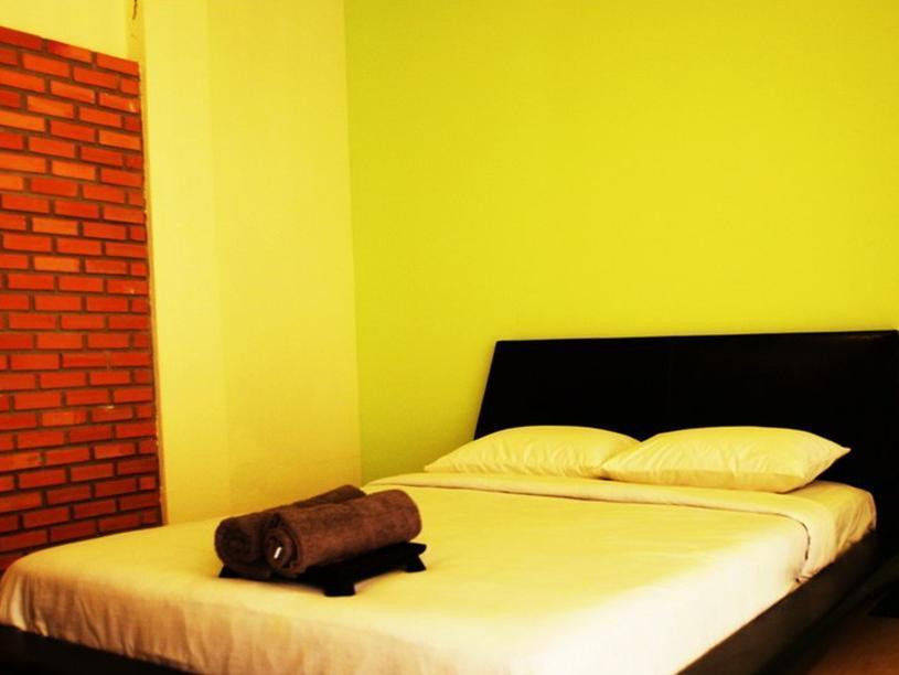 Smile House Guesthouse Τσιάνγκ Μάι Εξωτερικό φωτογραφία