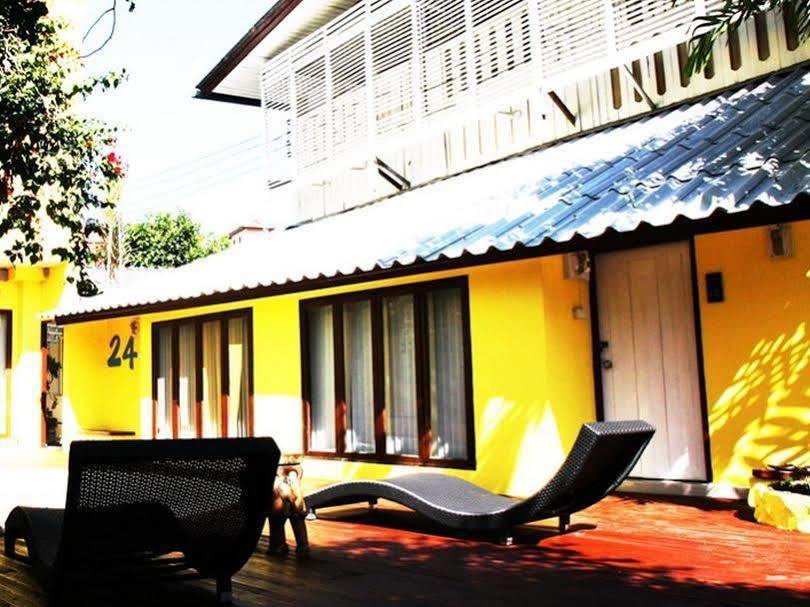 Smile House Guesthouse Τσιάνγκ Μάι Εξωτερικό φωτογραφία